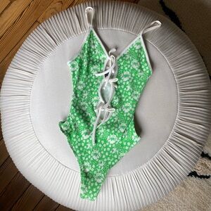 Urban Outfitters Green Floral Keyhole Bodysuit
